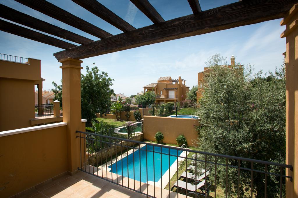 Villas Altos De Марбеля Екстериор снимка
