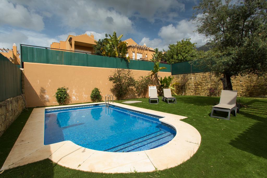 Villas Altos De Марбеля Екстериор снимка